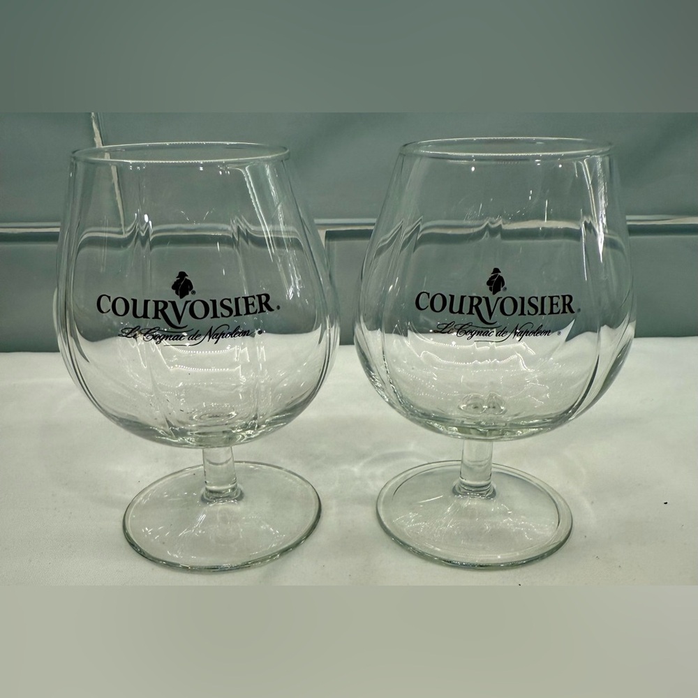 Courvoisier Le Cognac De Napoleon France Stem Glass Gold Logo Snifter 4.5”